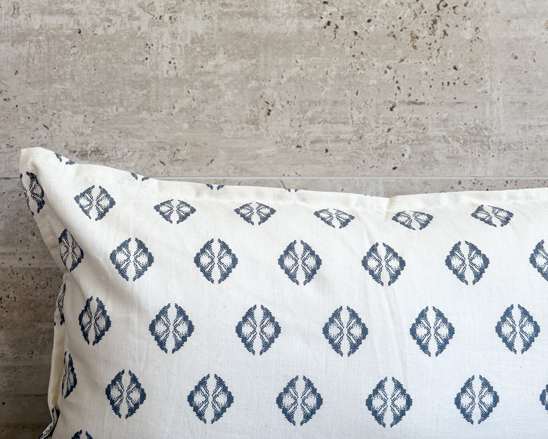 Funda de cojín diseño azul Cannes