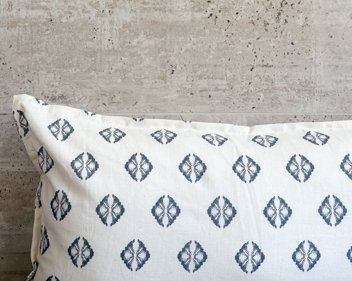 Funda de cojín diseño azul Cannes