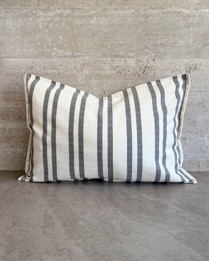 Funda de cojín líneas gruesas gris oscuro Mónaco