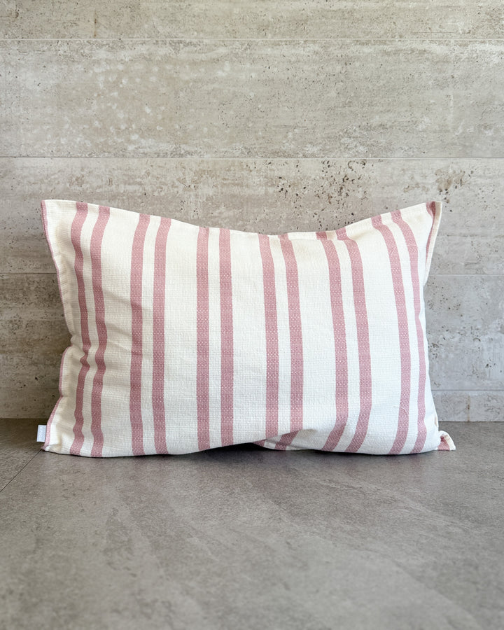 Funda de cojín líneas gruesas rosado
