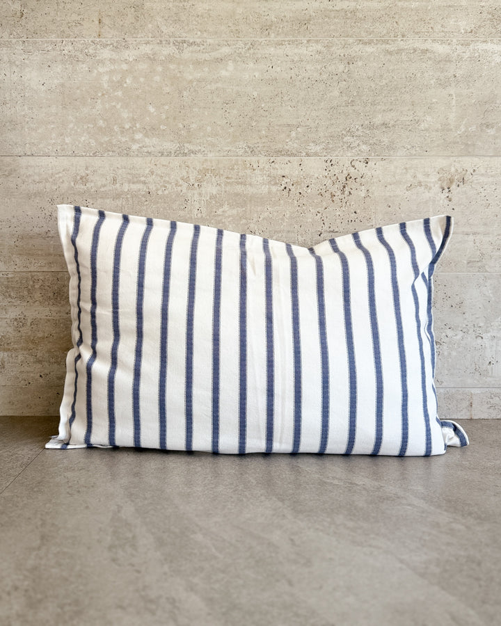 Funda de cojín azul líneas punto