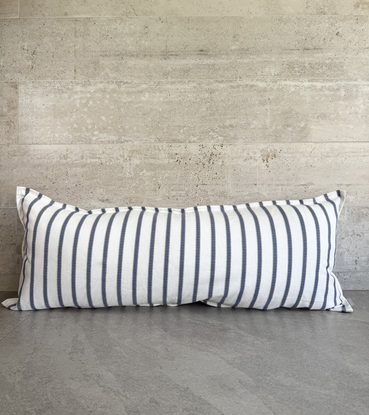 Funda de cojín azul líneas punto