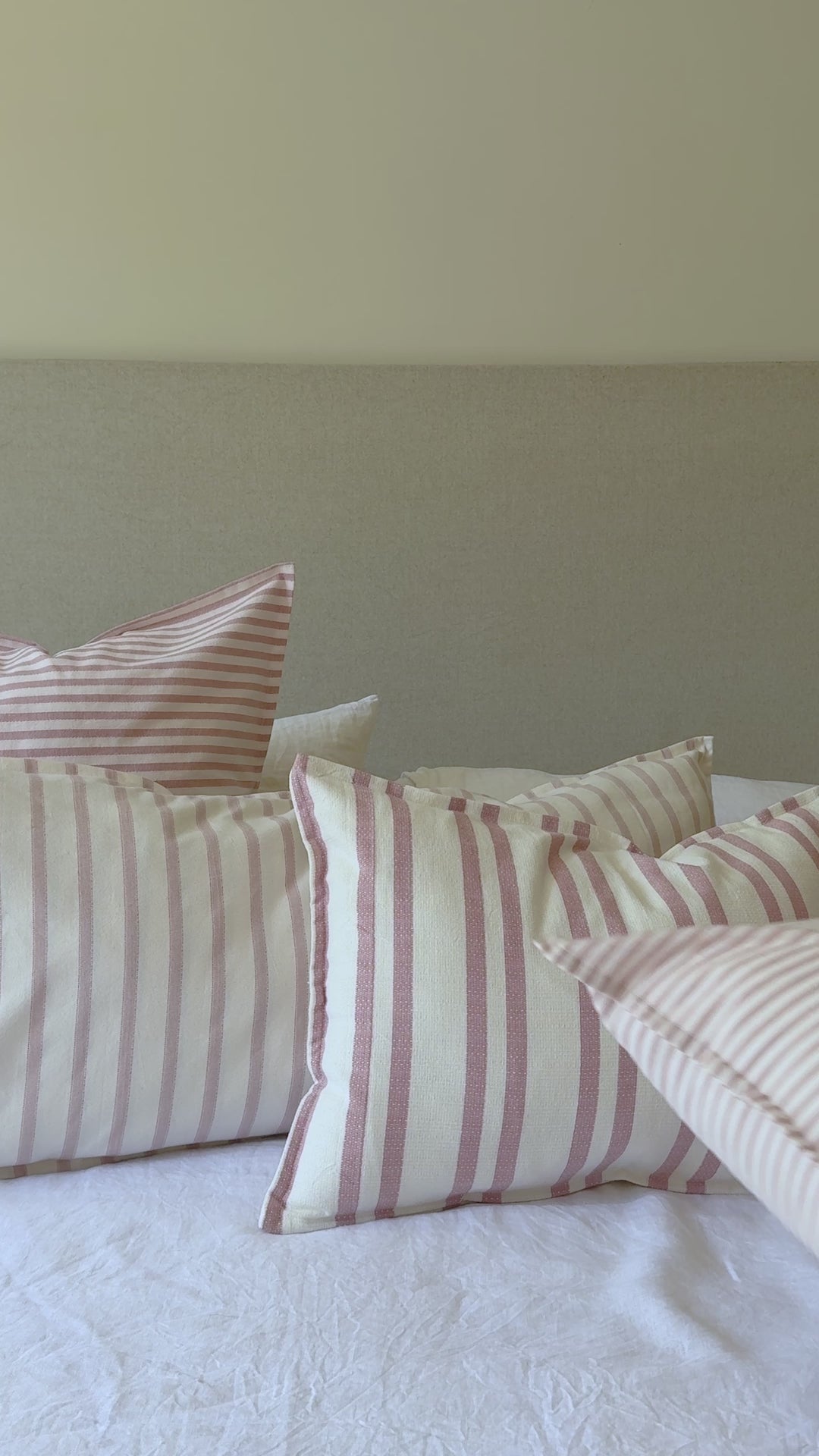 Funda de cojín líneas gruesas rosado